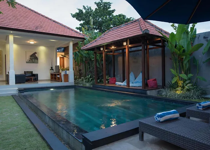 Kubu Manggala Seminyak (Bali)