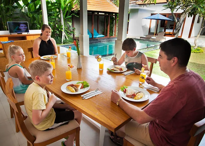 Kubu Manggala Seminyak (Bali)