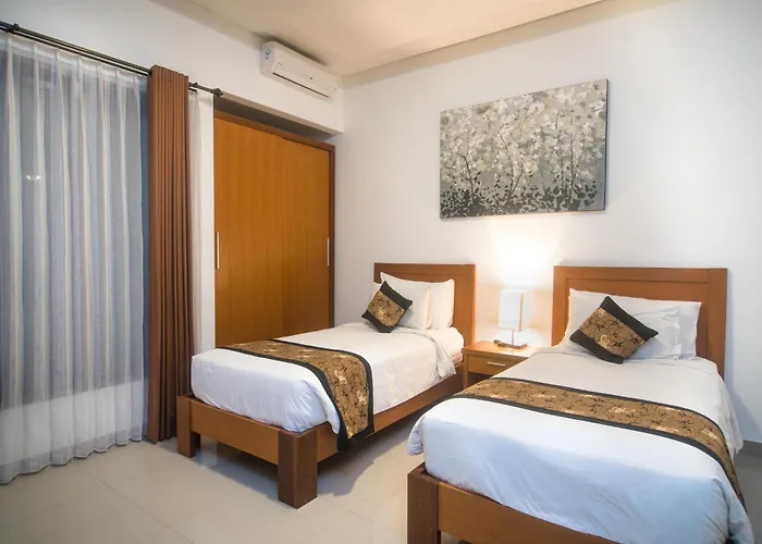 Kubu Manggala Seminyak (Bali)